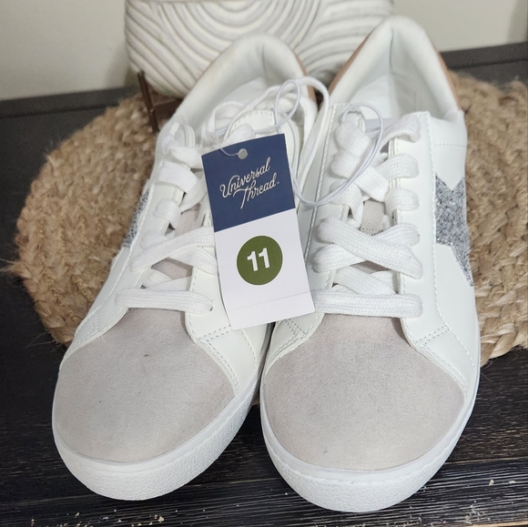 Universal Thread- Women's(11) Shoes NWT - Picture 7 of 10